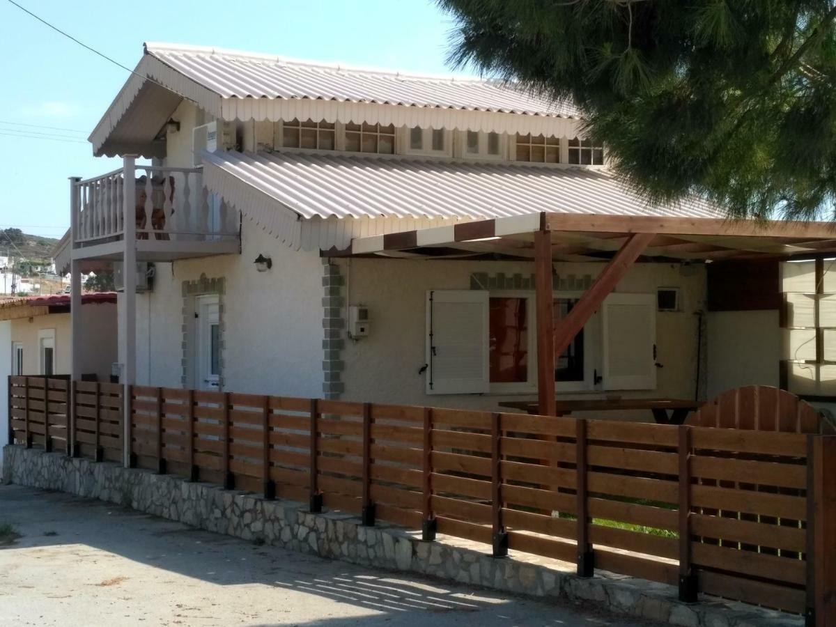 Sofia-Irini Villa Kalamaki  Exterior photo